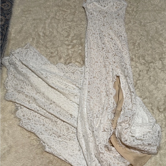 NWT Lulu’s Love Everlasting White Floral Lace Mermaid Gown - Size XS - Picture 3 of 7